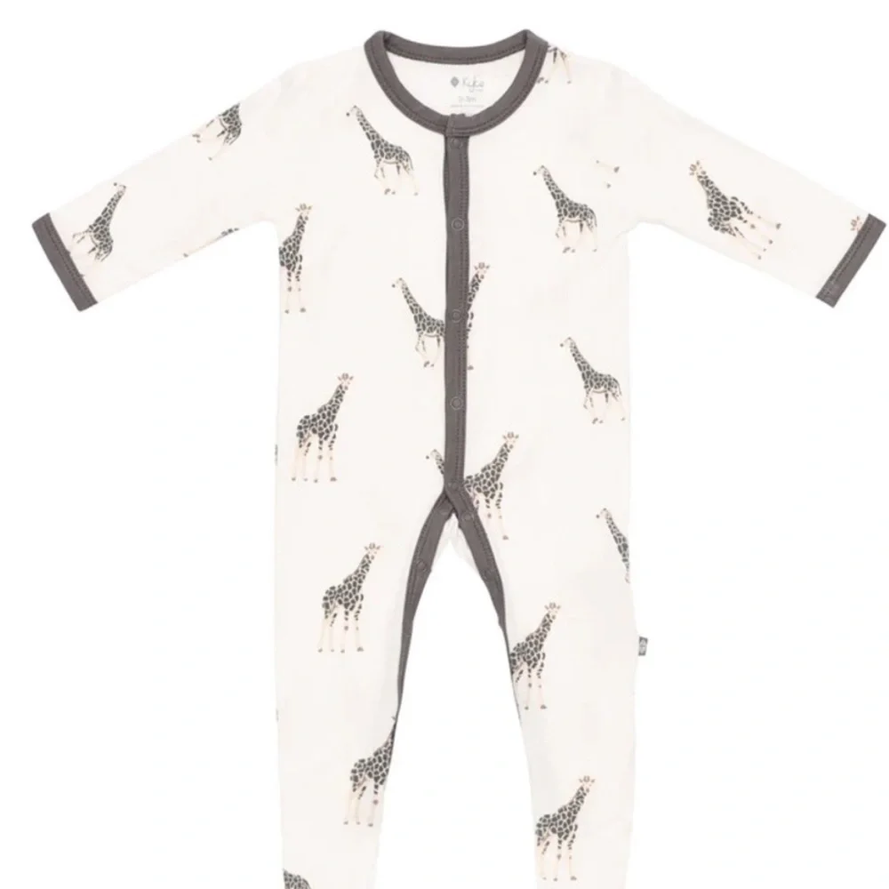 Kyte Baby Snap Footless Onesie Sleep Suit Giraffe Print 12-18 Months